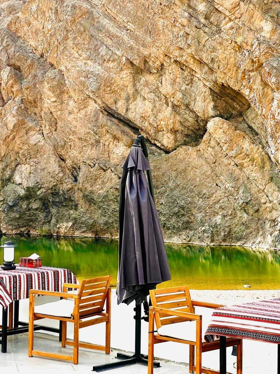 Wadi Al Arbeieen * Firq